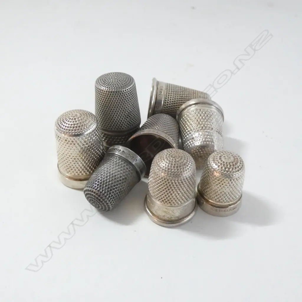 10 ASST ANTIQUE STG SILVER THIMBLES C1800'S  35GMS Image 1++