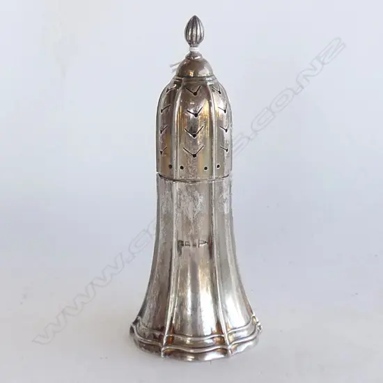 EARLY 20THC SILVER SKY SCRAPER SUGAR SIFTER 161gms