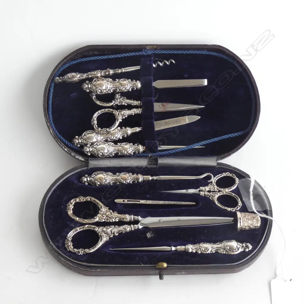 STG SILVER 11 PC CASED  DRESSING SET & ACCESSORIES BIRMINGHAM 1904  ... Image 1++