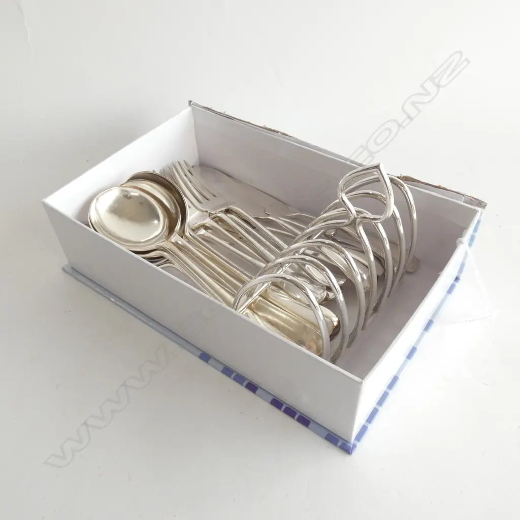 ASST CUTLERY & TOAST RACK  Image 1++