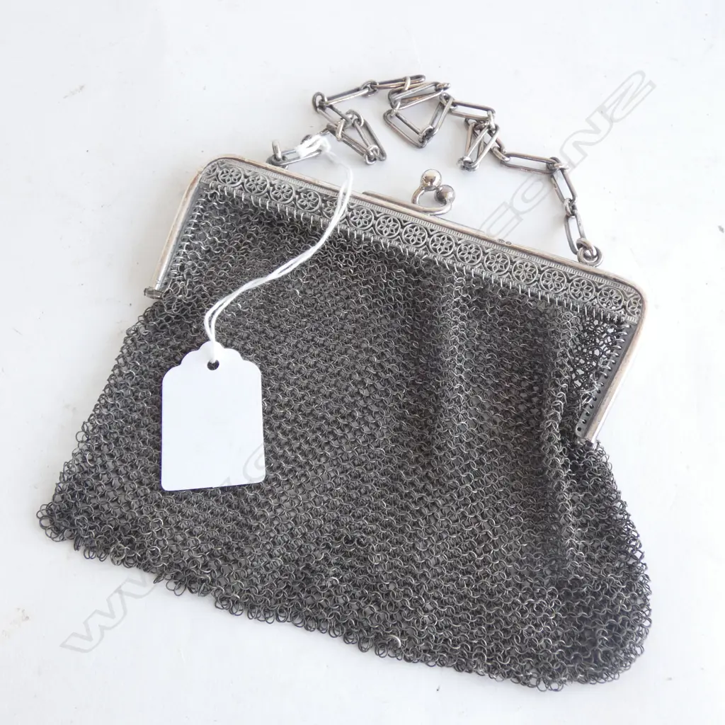 VINTAGE 925 SILVER FRAMED CHAIN MESH EVENING BAG Image 1++