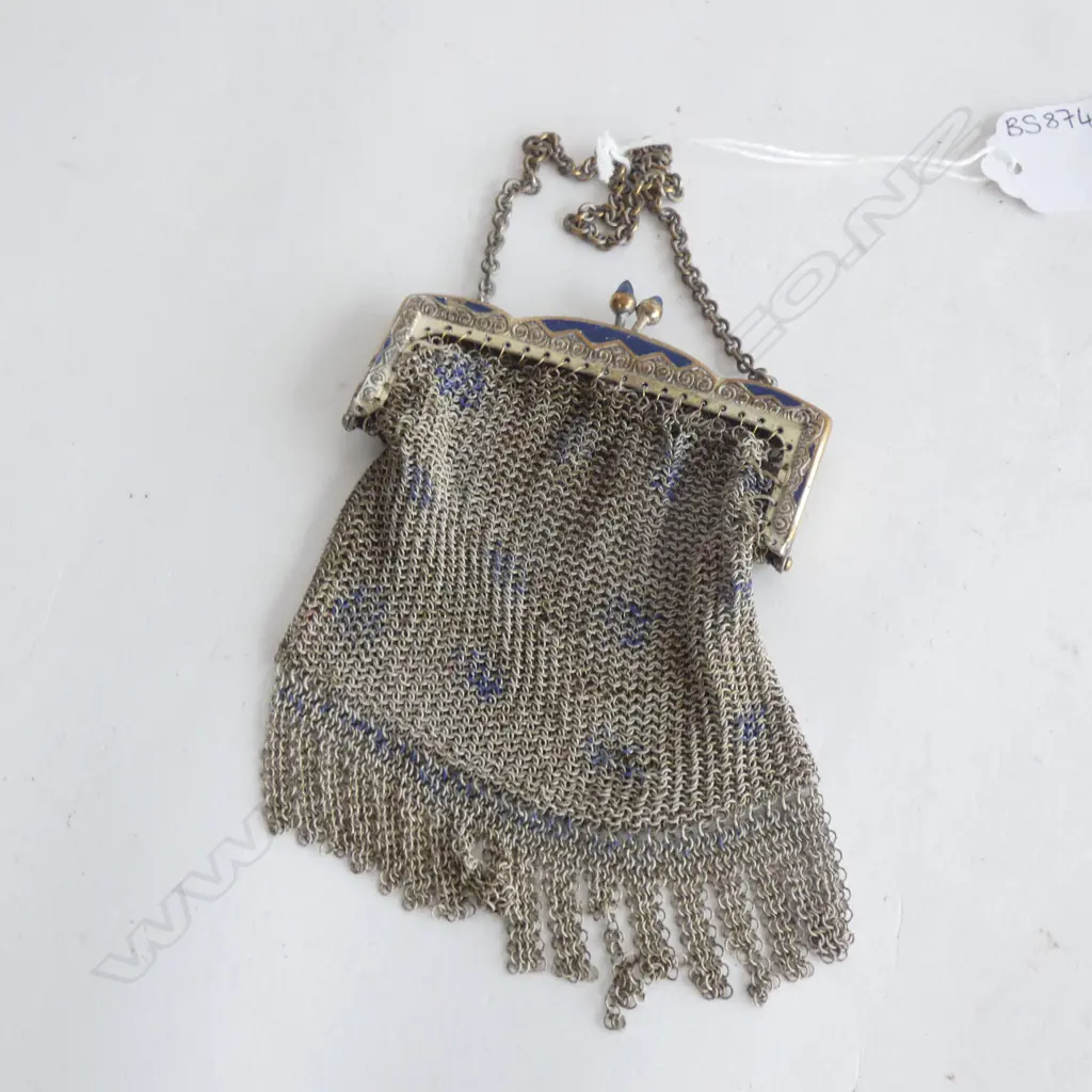 SM VINTAGE CHAIN MESH EVENING PURSE Image 1++