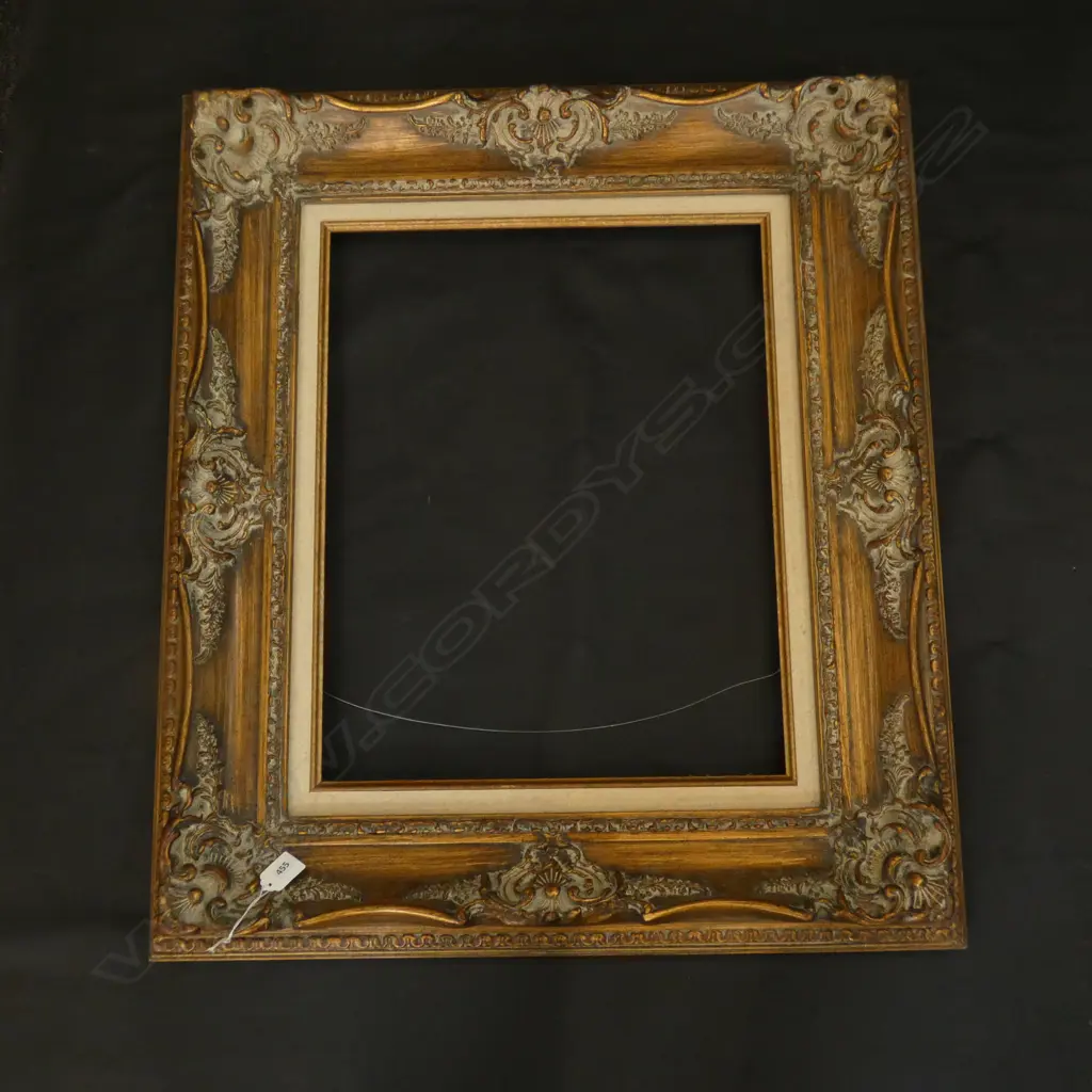 LG ORNATE CARVED GILT RIMMED FRAME 770 X 770MM... Image 1++