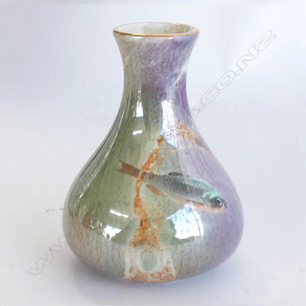 PILKINGTONS ORIFLAME MINI FISH VASE H.80mm Image 1++