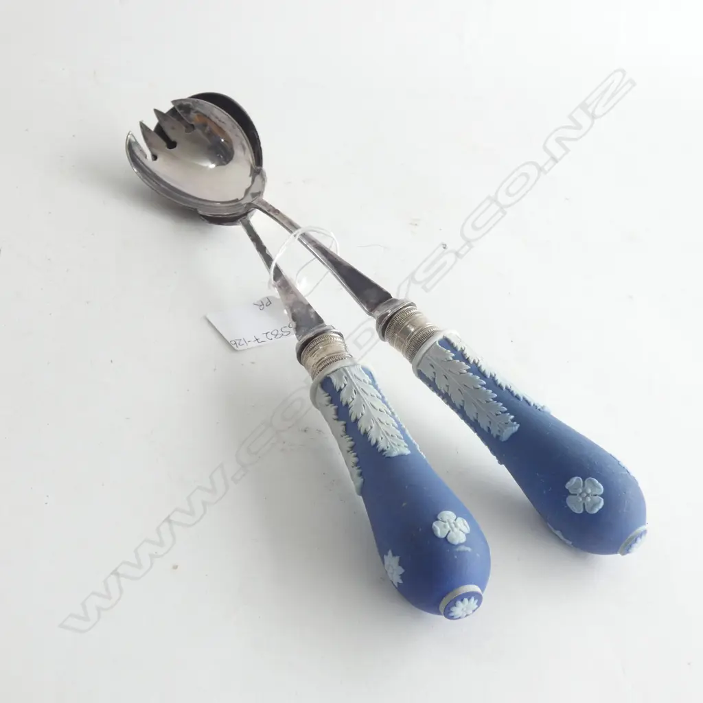 WEDGWOOD COBABLT JASPERWARE SALAD SERVERS L  295MM Image 1++