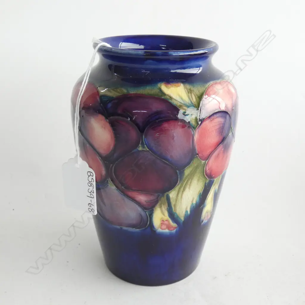 MOORCROFT PANSY VASE; SIGNATURE TO BASE H. 160MM Image 1++