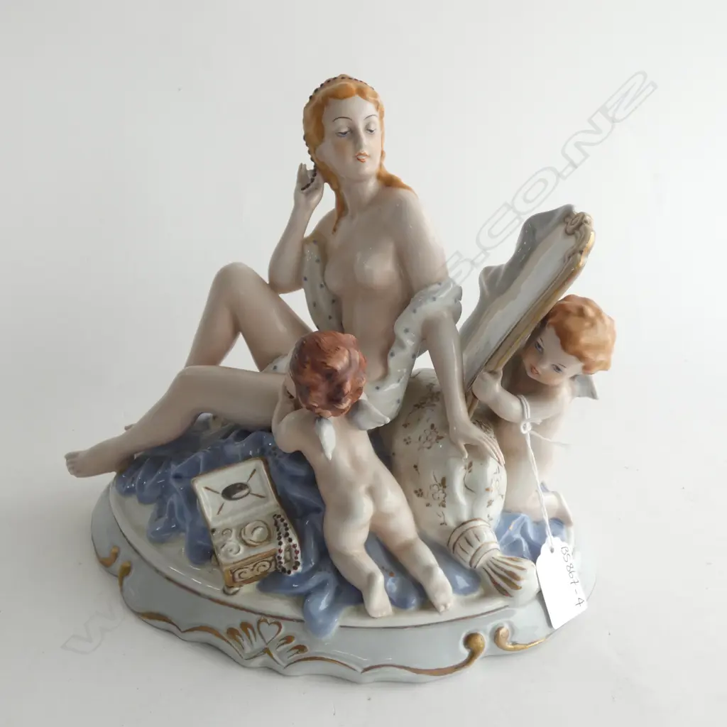 ROYAL DUX FIGURINE - NAKED LADY & CHERUBS L 270 H 220MM Image 1++