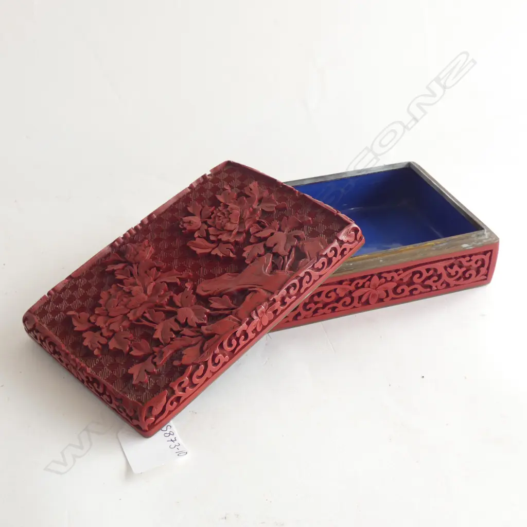 VINTAGE ORIENTAL LIDDED CARVED CINNABAR TRINKET BOX L 150MM Image 1++