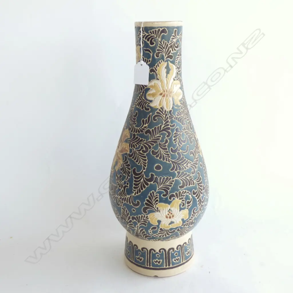 LG POTTERY TABLE LAMP BASE - ETCHED ON BASE 'C17'  H. 435MM (NEEDS WIRING) Image 1++