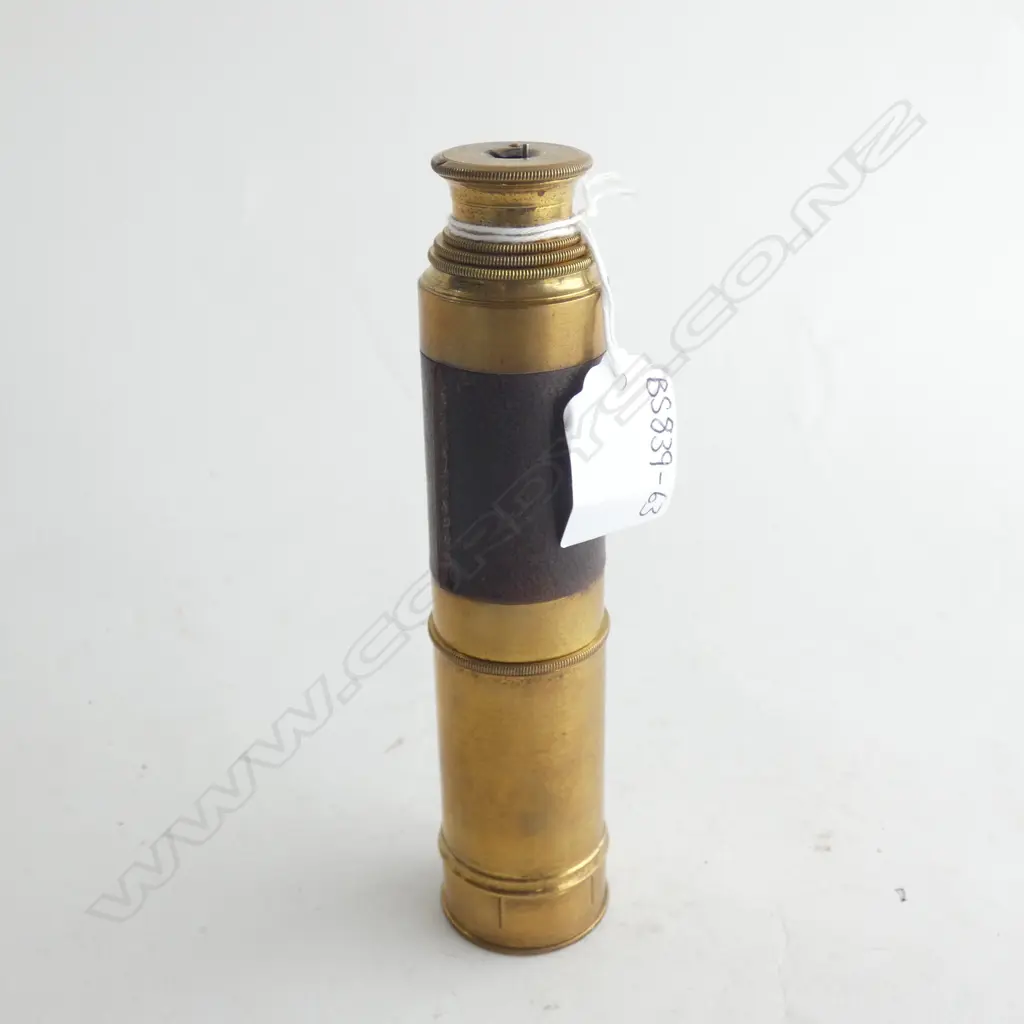 EDWARDIAN BRASS & LEATHER 4 STAGE DAY / NIGHT TELESCOPE L. 160MM (UNEXTENDED)  Image 1++
