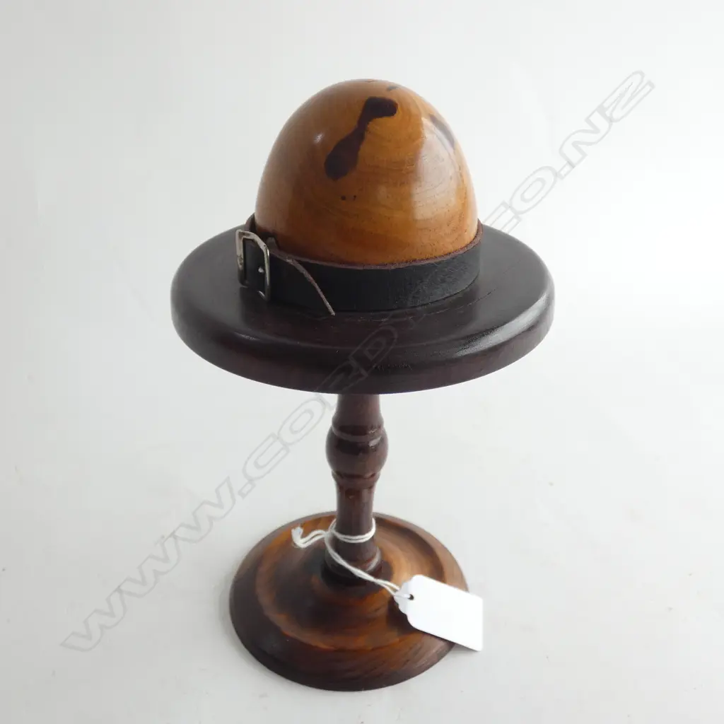 VINTAGE WOODEN HAT STAND - TRAVELLING SALESMAN SAMPLE H. 220MM Image 1++