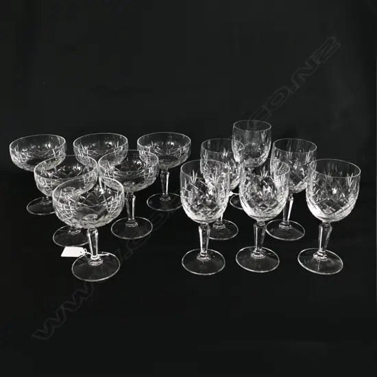 12 CRYSTAL GLASSES; 6 CHAMPAGNE SAUCERS & 6 MED WINE GLASSES, H. 130 & 160MM