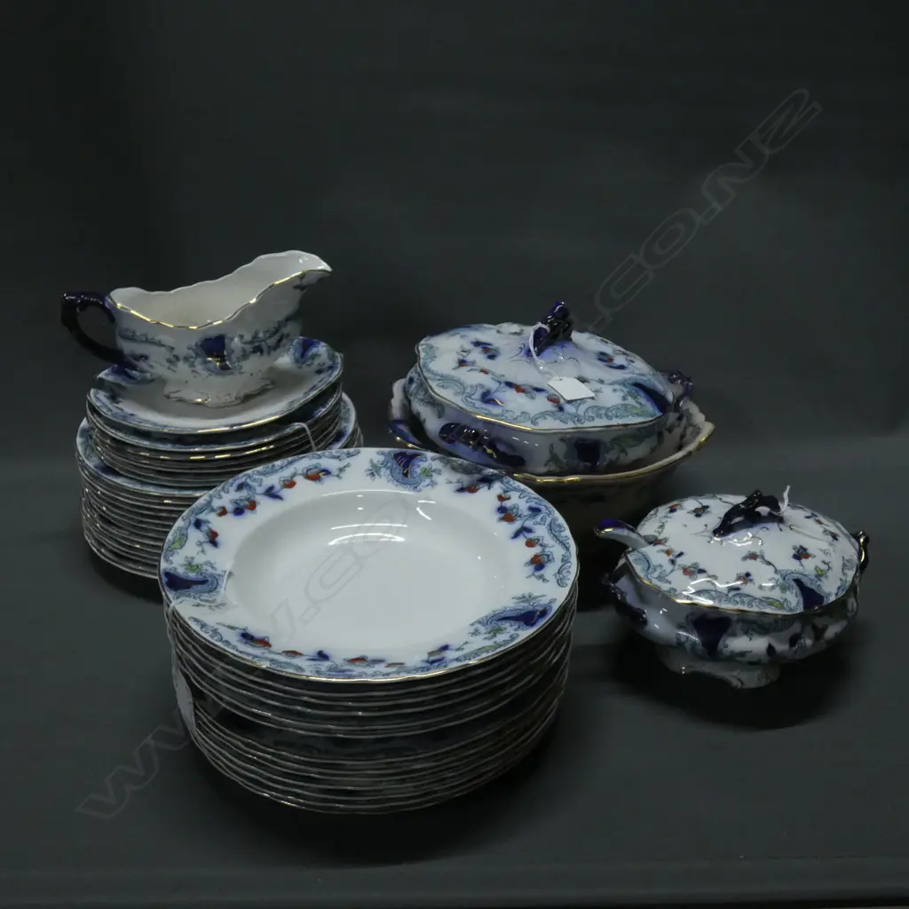 Dinner plates / entree plates / side plates / lg shallow soup bowls / gravy jug & saucer / lidded sauce dish & ladle Image 1++