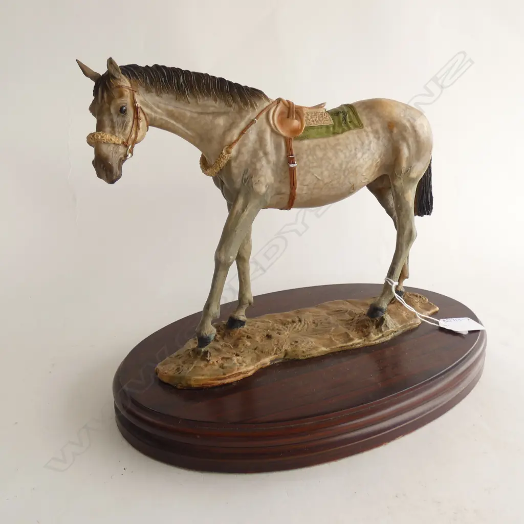 LG  HORSE ON WOODEN STAND L 330 H 255MM Image 1++