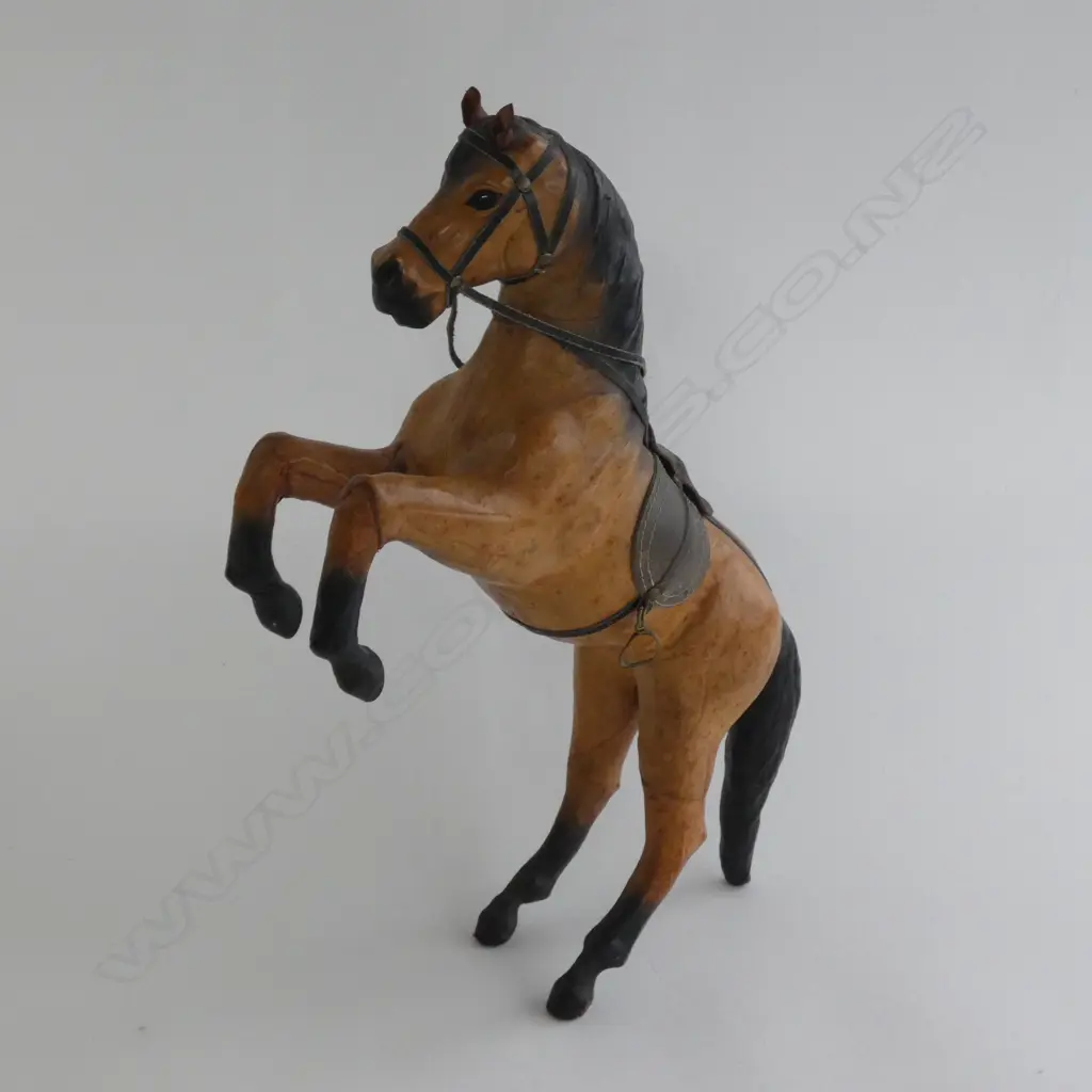 LEATHER HORSE FIGURINE L 410MM - (1 METAL STIRRUP MISSING)  Image 1++