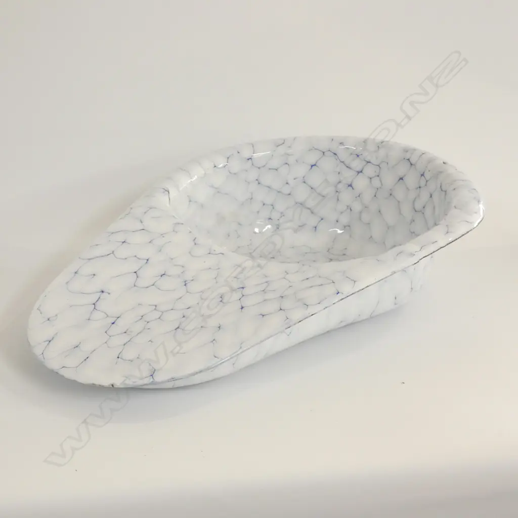 ENAMEL BED PAN L  480MM Image 1++