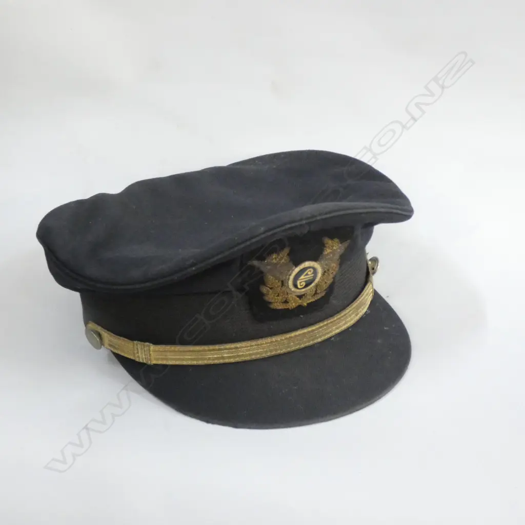 VINTAGE AIR NZ CAPTAINS CAP Image 1++