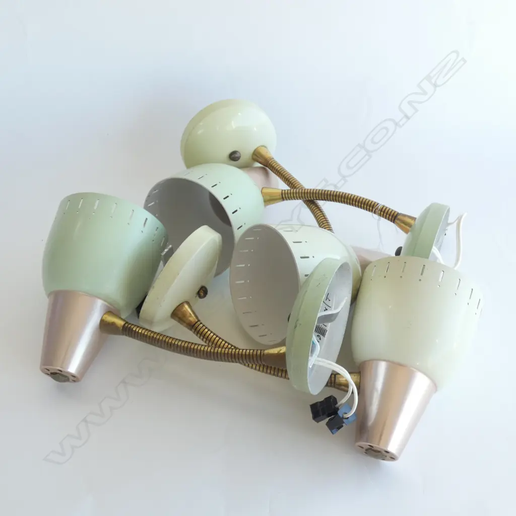 4 NZ 1950S RETRO WALLLIGHTS L250 Image 1++