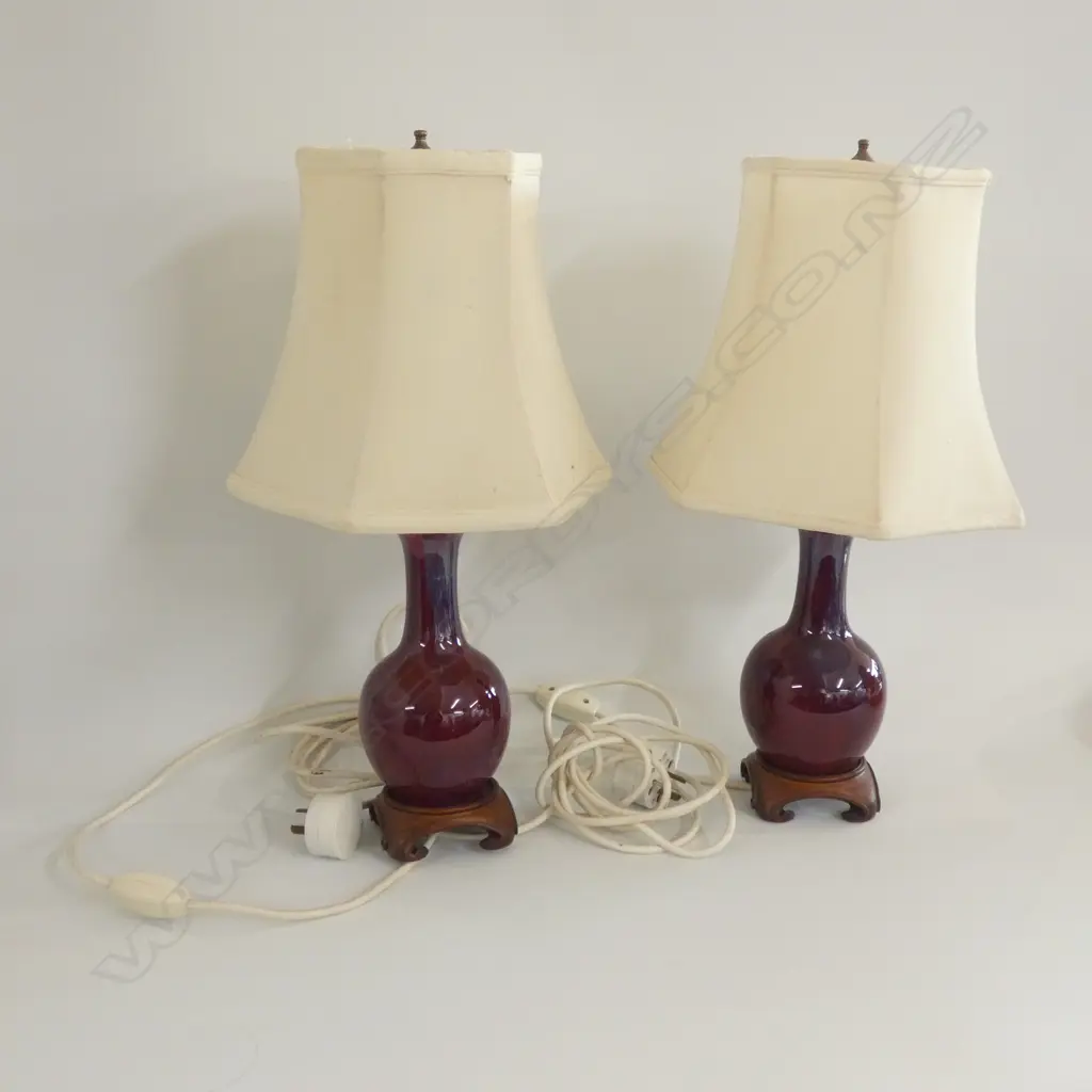 PR CERAMIC & WOOD TABLE LAMP BASES W CREAM SHADES H450MM Image 1++