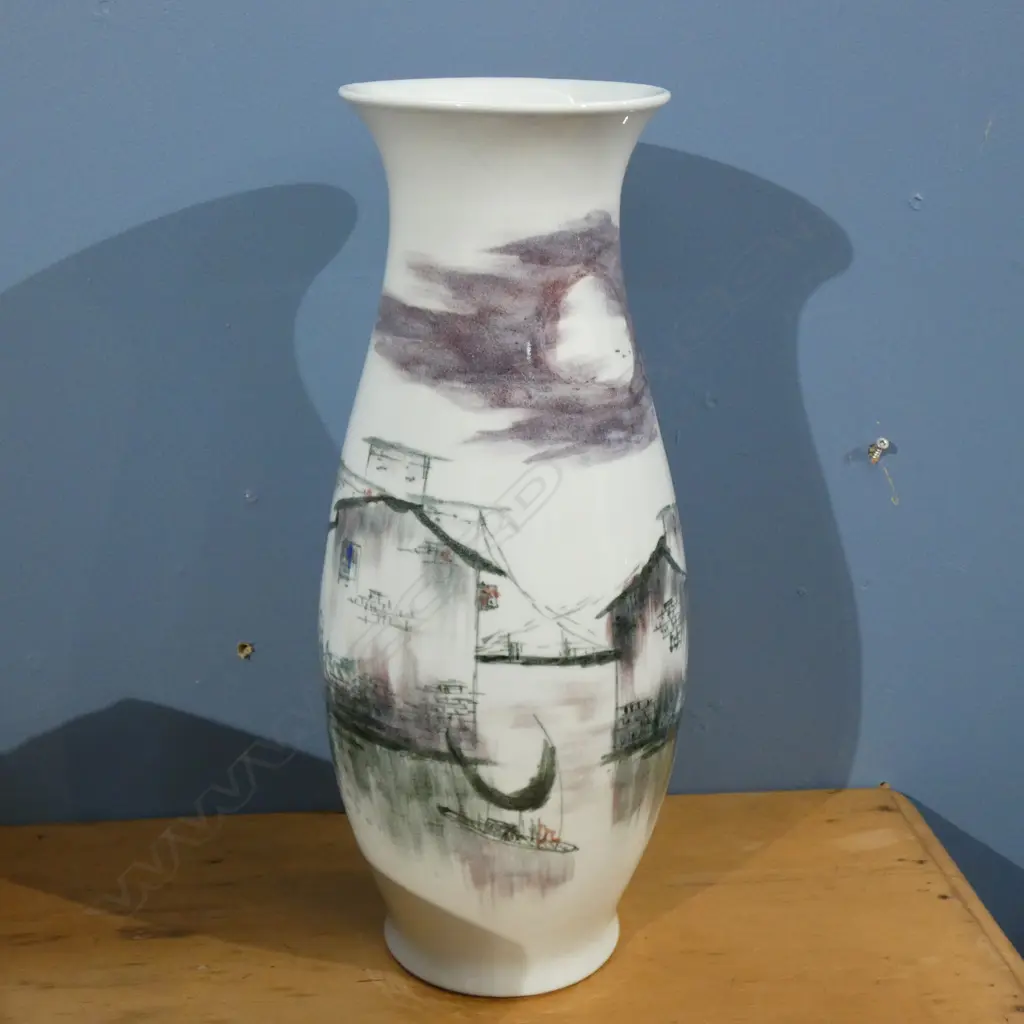 CHINESE PORCELAIN VASE HOUSES ON WATER H. 450MM Image 1++