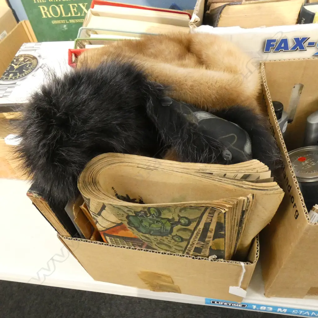 BOX OLD BOOKS & EPHEMERA INCL MAPS / MUSIC BOOKS / POSTERS ETC. Image 1++