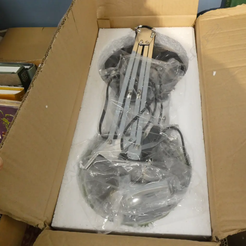 STONELEIGH & ROBERTSON MODERN 750MM ANGLEPOISE DESK LAMP W LIME GLASS SHADE - NEW IN BOX Image 1++