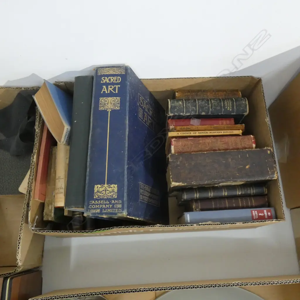 BOX OLD BOOKS INCL SACRED ART Image 1++