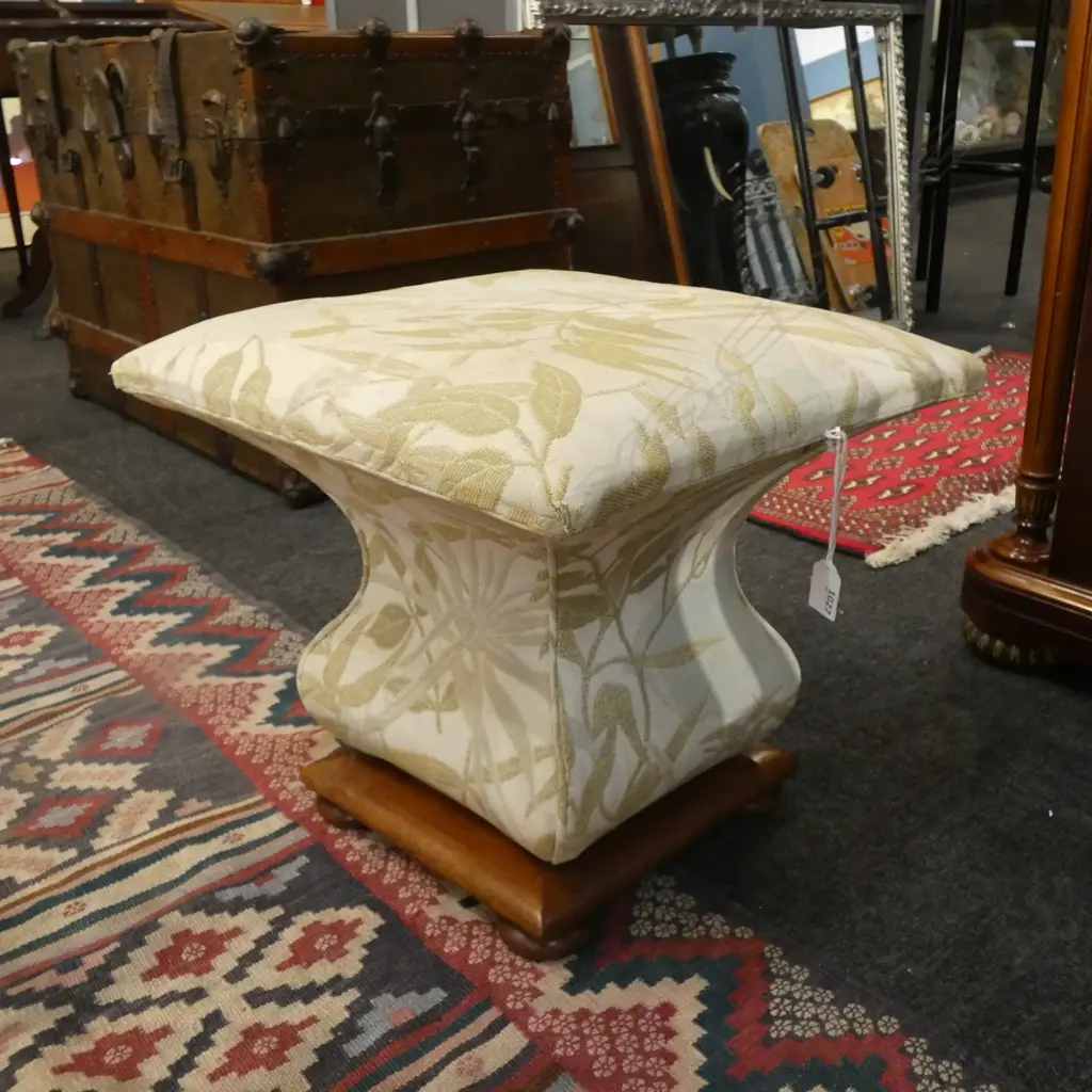 VICTORIAN BOMBE SHAPED STOOL H.370MM Image 1++