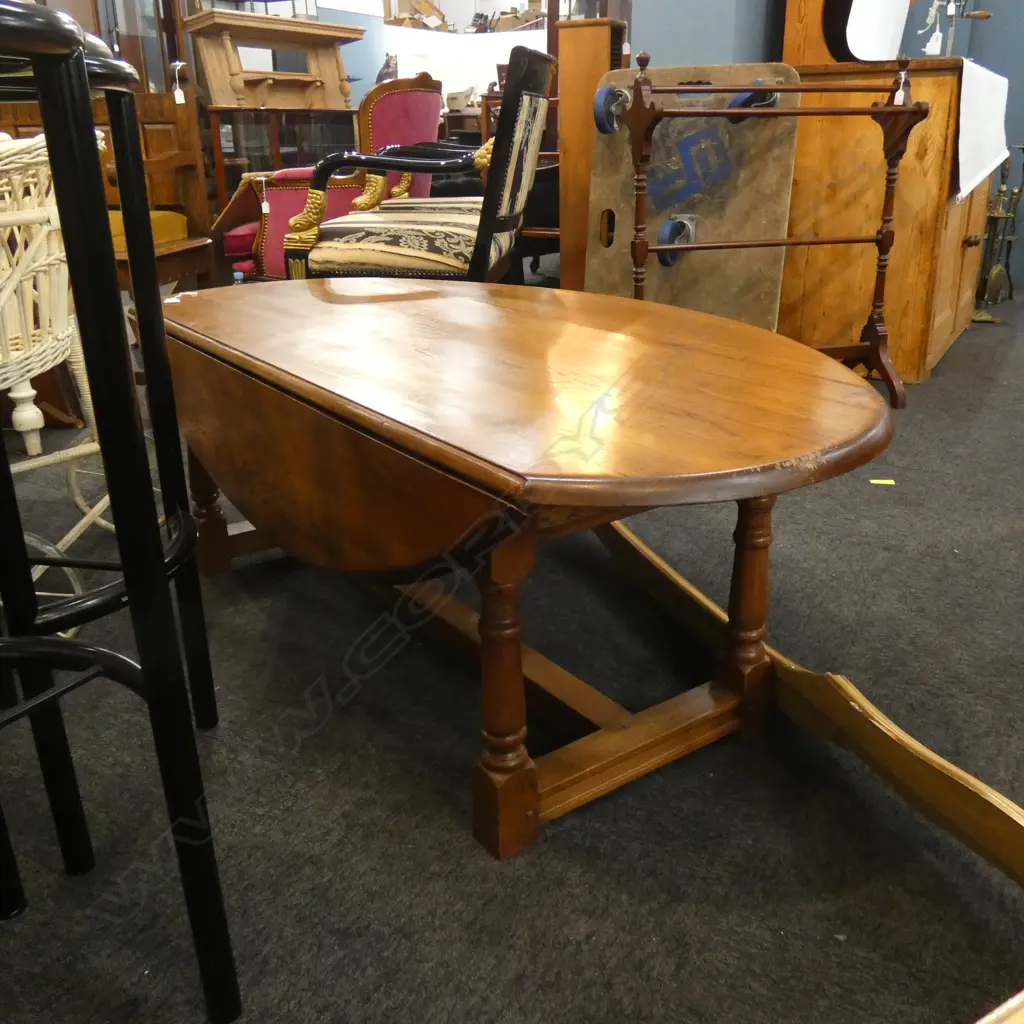 OAK DROP LEAF COFFEE TABLE 1370 X 940MM Image 1++
