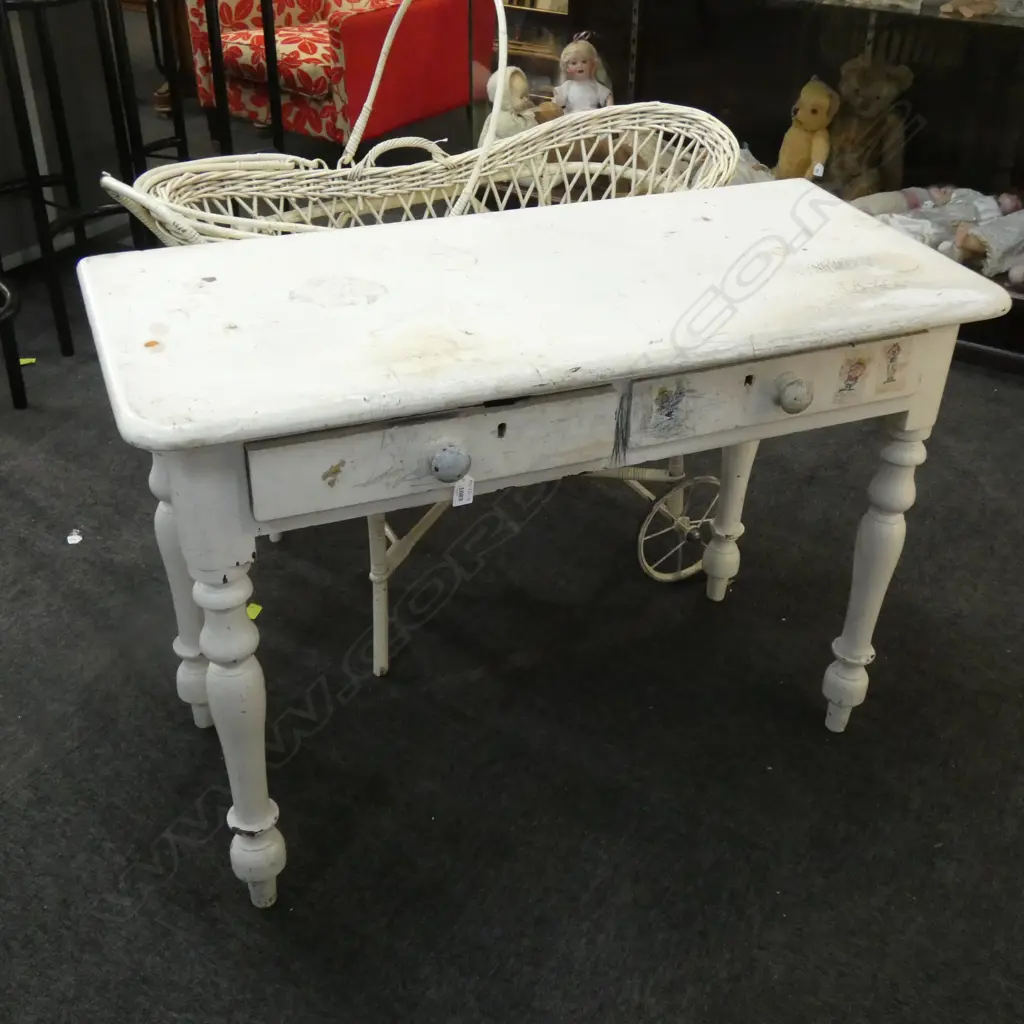 2-DRAWER PAINTED KAURI DESK - IN NEED OF ATTENTION L 1050MM Image 1++