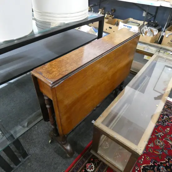 VICTORIAN MAHOGANY SUTHERLAND TABLE (WATER DAMAGE)