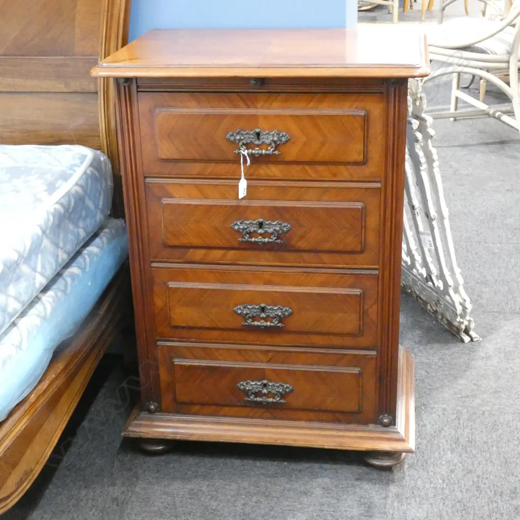 4 DRAWER CHEST OF DRAWERS 600 X 400 X 850MM Image 1++