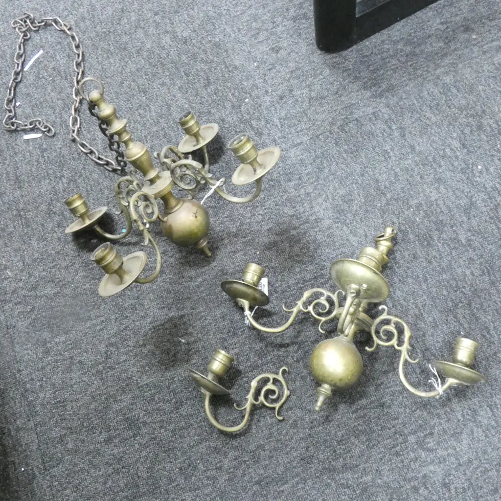 2 VINTAGE 4 ARM BRASS CEILING CANDLE HOLDER ONE A/F Image 1++