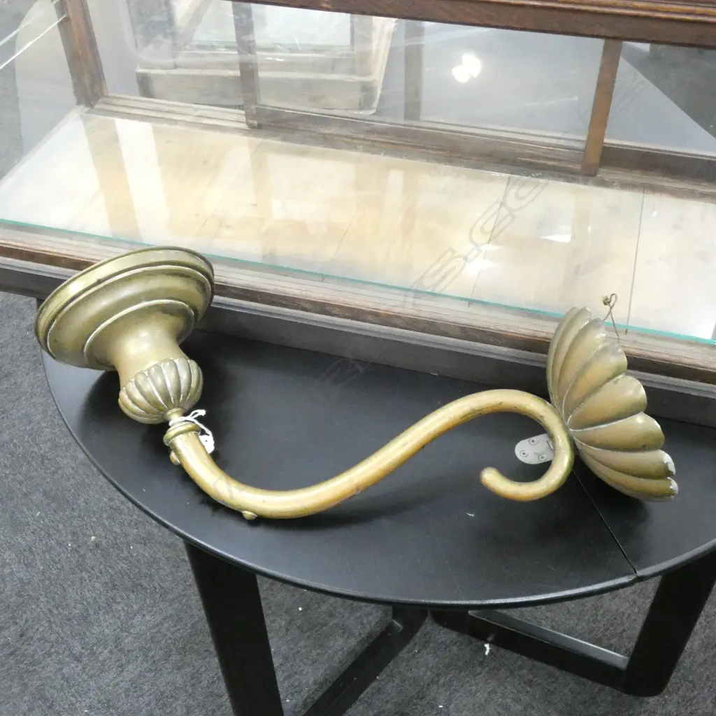 OLD DECORATIVE BRASS WALL BRACKET L 580MM Image 1++