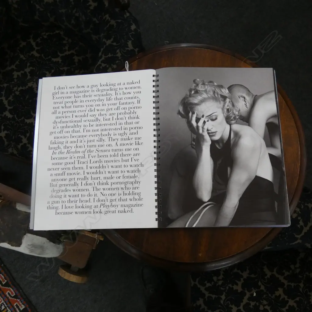 MADONNA SEX BOOK AF SOME DAMAGE TO SPINE Image 1++