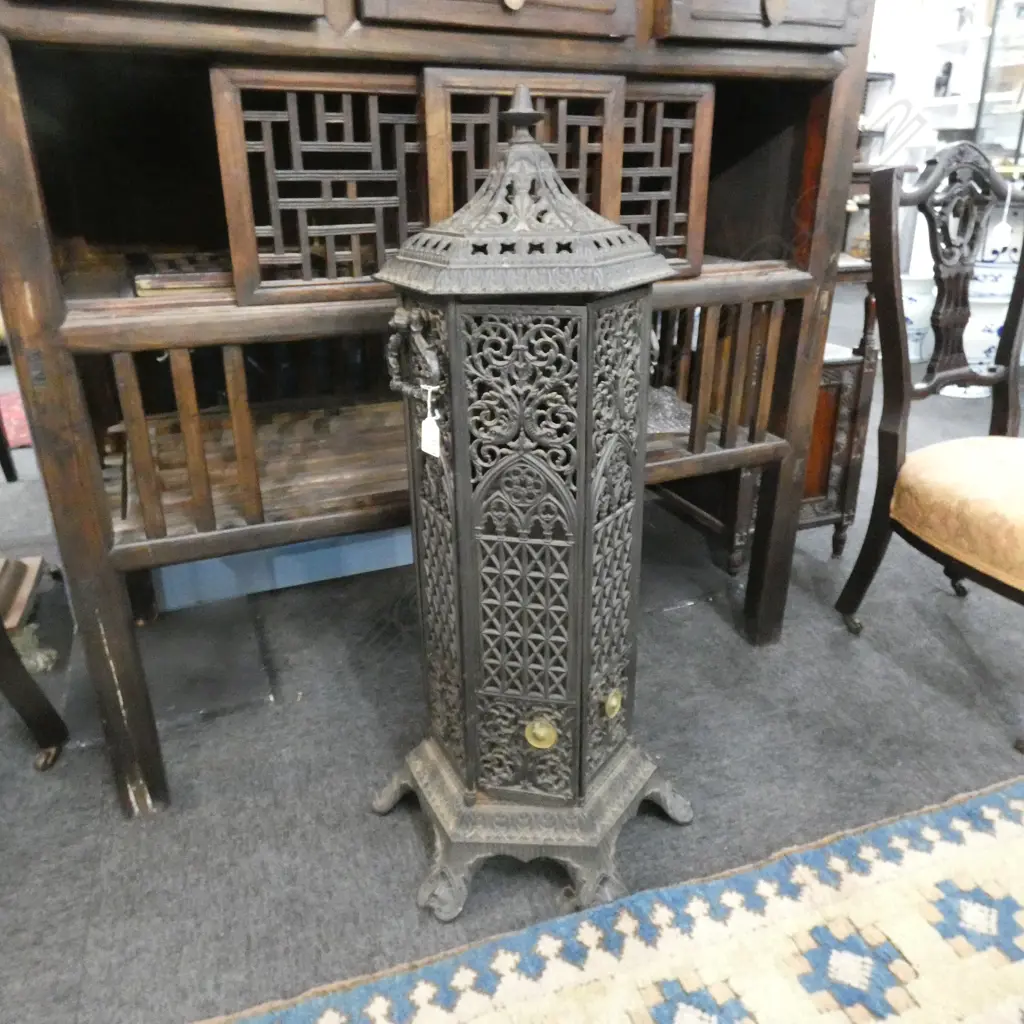VICTORIAN CAST IRON CATHEDRAL STOVE WITH ORIGINAL RED GLASS PANELS H 870MM Image 1++