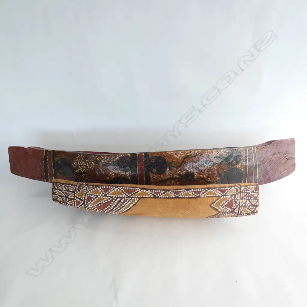 2 AUSTRALIAN ABORIGINAL CANOE SHAPED COOLAMONS Image 1++