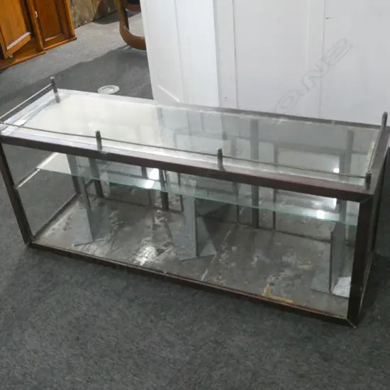 ANTIQUE COPPER FRAMED DISPLAY CASE. MIRRORED INTERIOR       H547 W1217 D406mm