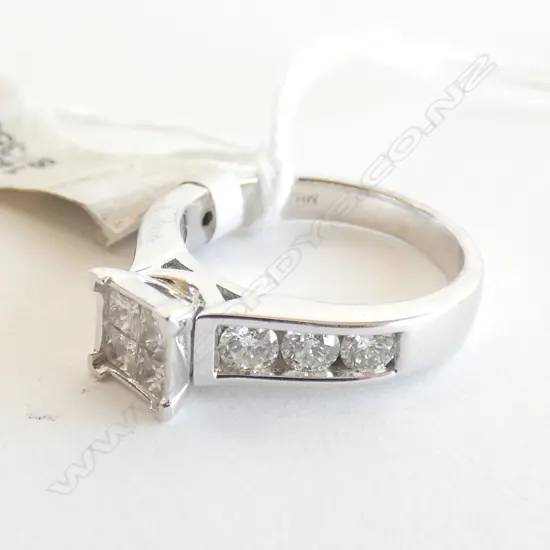 14CT WG CLUSTER RING, 4 X 12PT PRINCESS CUT DIAM, 6 X 12.8PT  ROUND DIAM, 5.15G