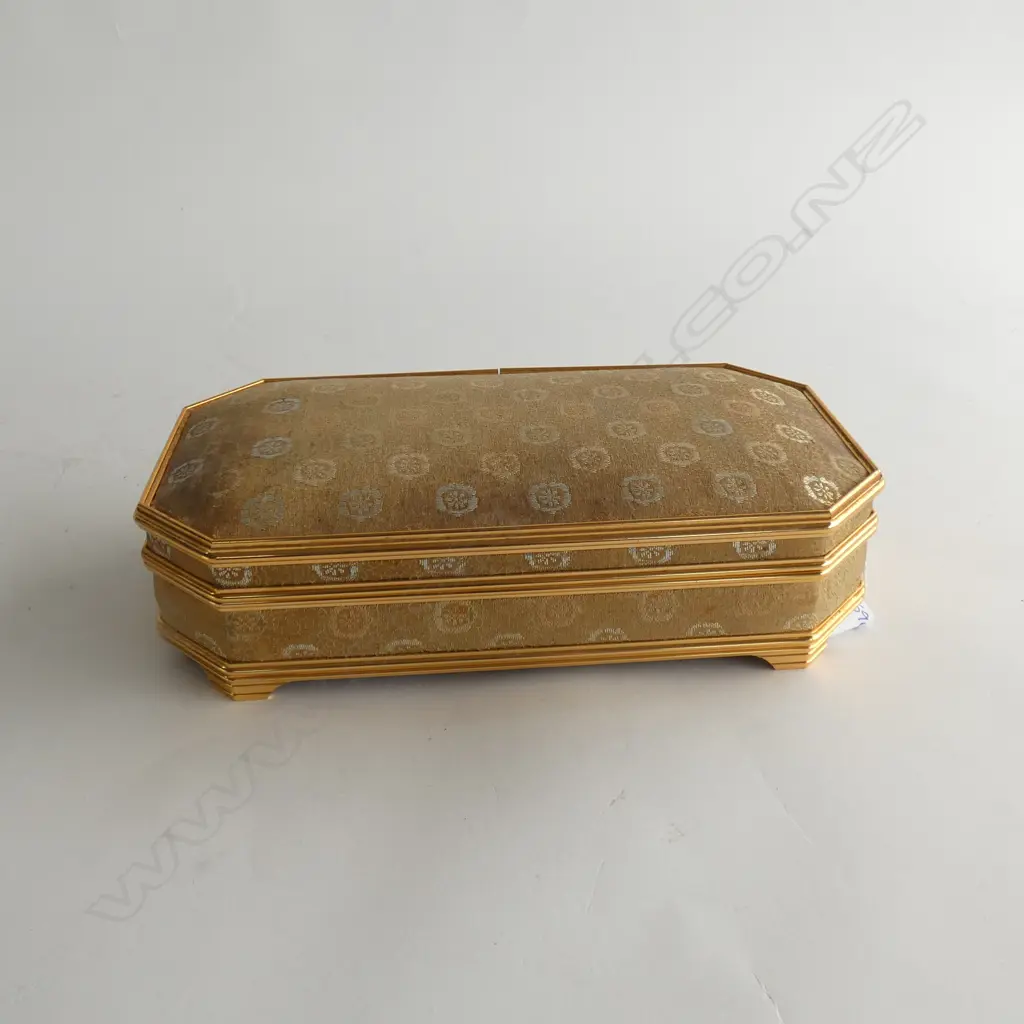 JEWELLERY BOX + CONTENTS, 270mm W. SOME 925 AF Image 1++