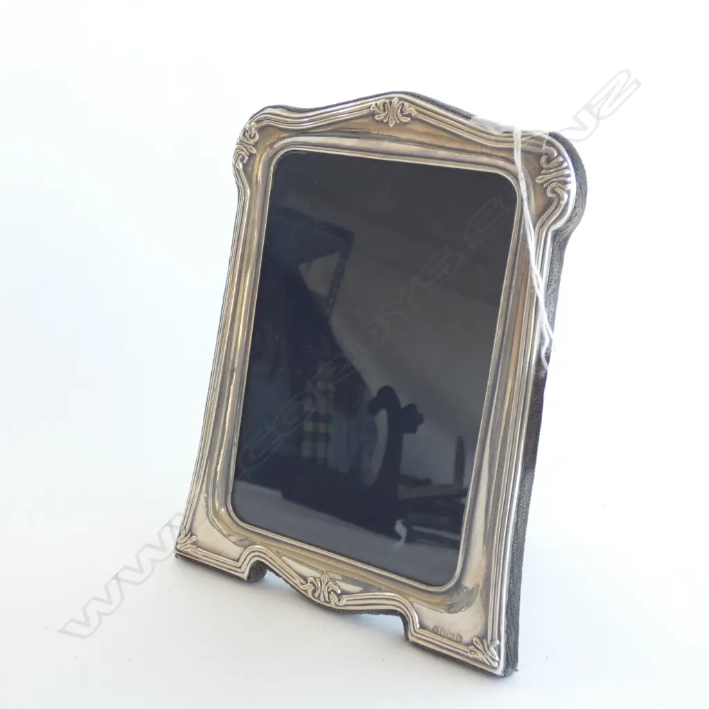 VINTAGE STG SILVER PHOTO FRAME 180 X 135MM Image 1++