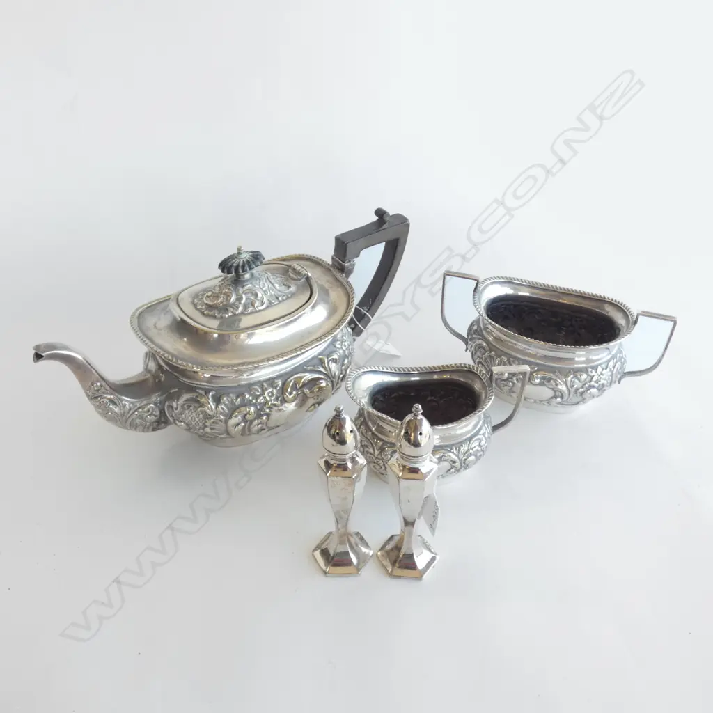 3 PCS ORNATE SILVER PLATE TEA SET; TEAPOT JUG & SUGAR BOWL + PR S&P SHAKERS H 130MM Image 1++