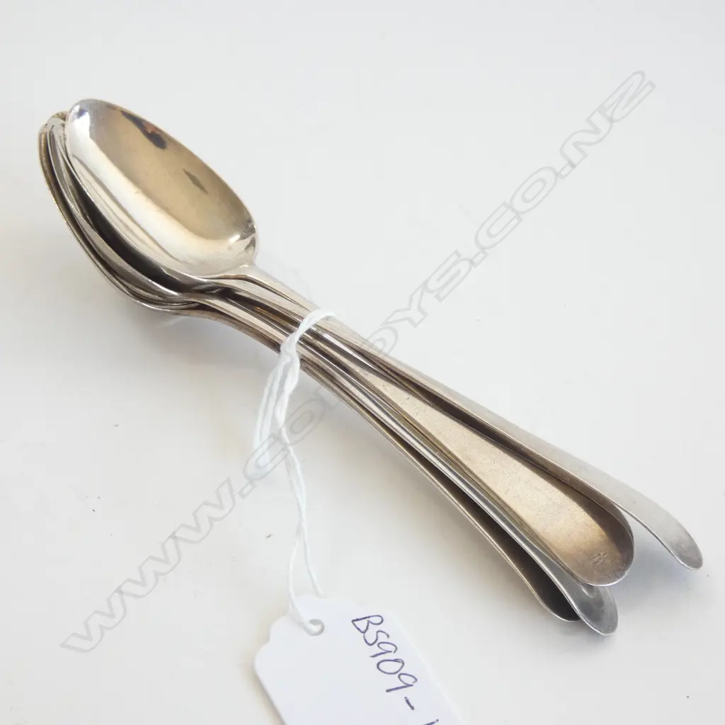 FIVE ASSORTED GEORGIAN SCOTTISH & ENGLISH SILVER TEASPOONS 68gm Image 1++