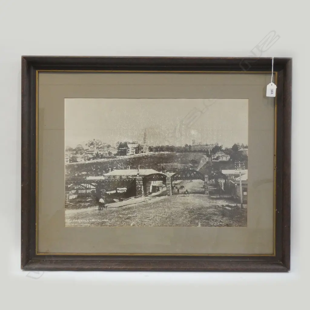 VINTAGE PARNELL LG PHOTO IN FRAME 490 X 350MM Image 1++