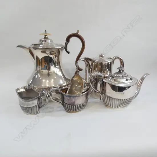 6 PCES SILVER PLATE