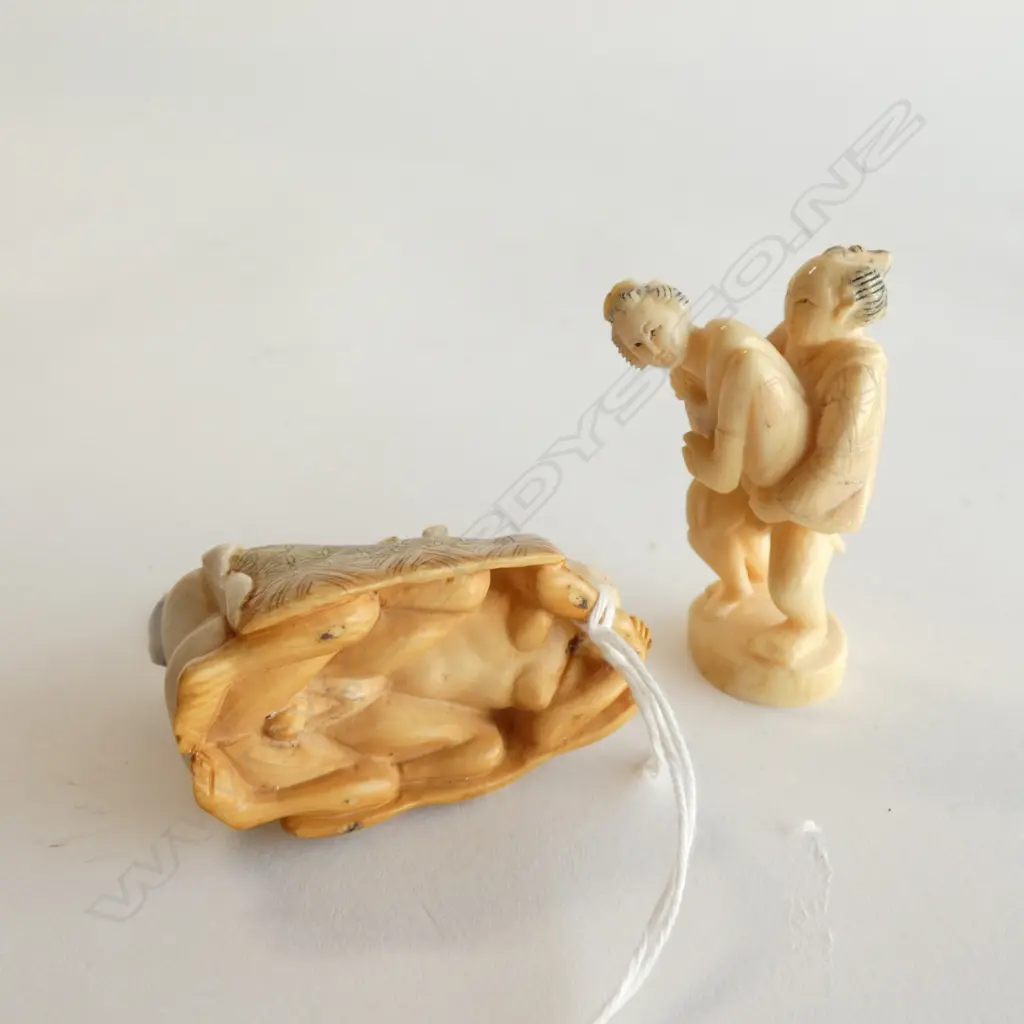 TWO JAPANESE IVORY EROTIC NETSUKE Image 1++