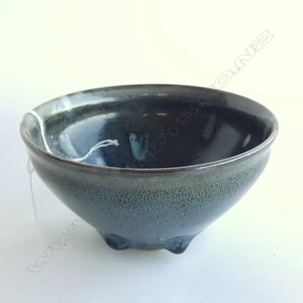 CHINESE SONG-TYPE BOWL. Image 1++