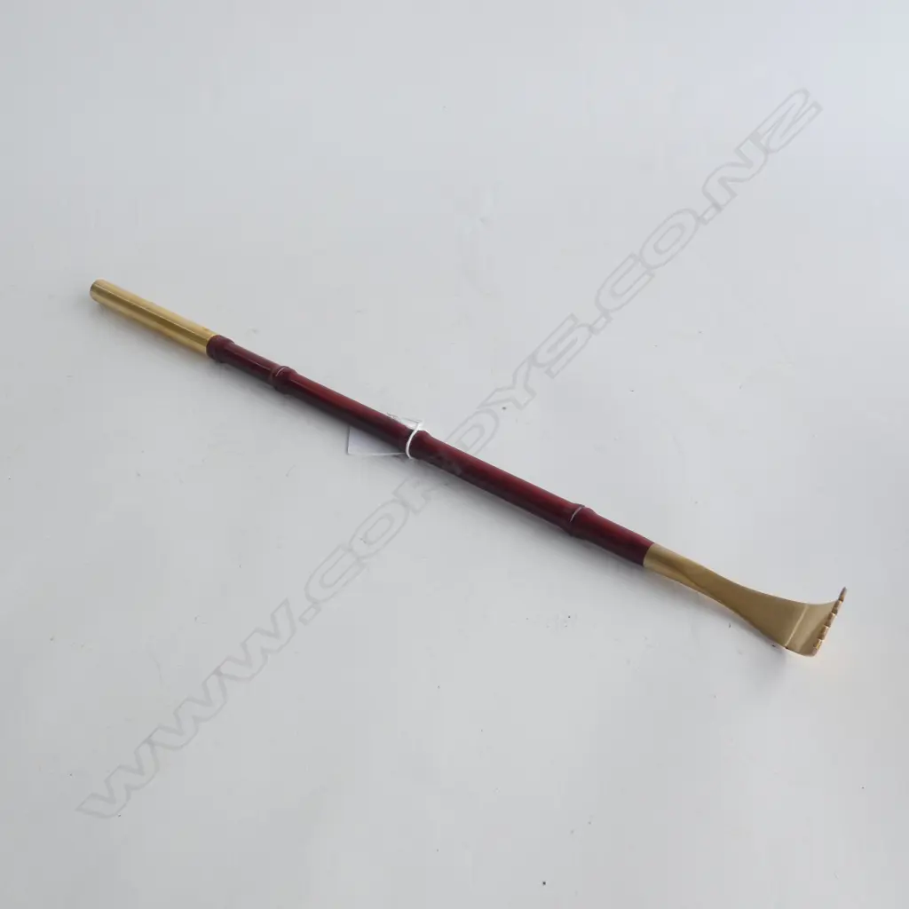 CHINESE ROSEWOOD BACK SCRATCHER L.460mm Image 1++