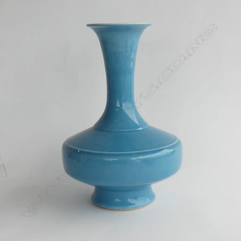 CHINESE TURQUOISE GLAZE VASE H.280mm Image 1++
