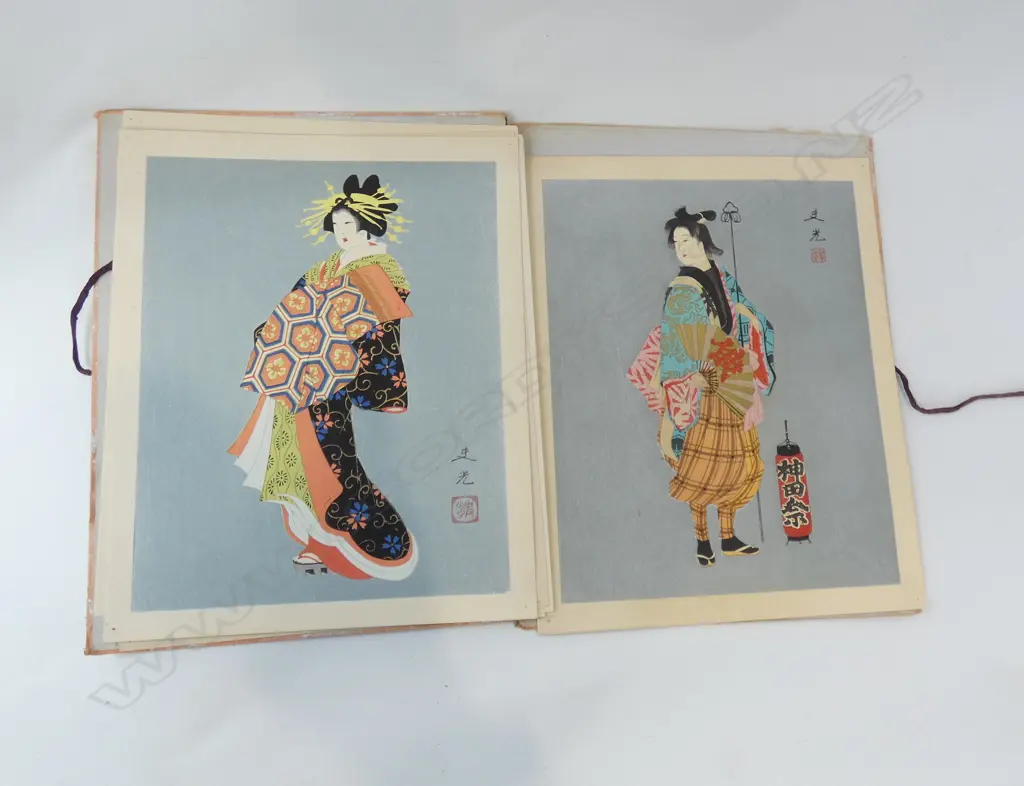 JAPANESE FOLIO WOOD BLOCK PRINTS 'ALBUM OF HISTORICALLY DEPICTED JAPANESE WOMEN' BY SHIKO TAKAHASHI Image 1++